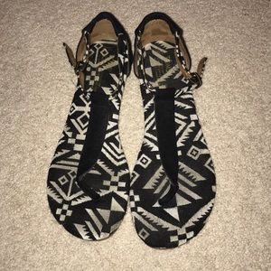 TOMS tribal print sandals